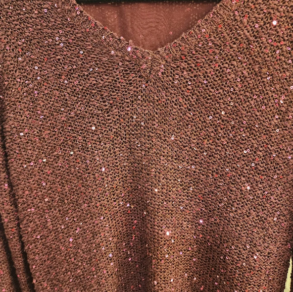 Apt 9 maroon sparkly sweater size lg - Picture 2 of 4